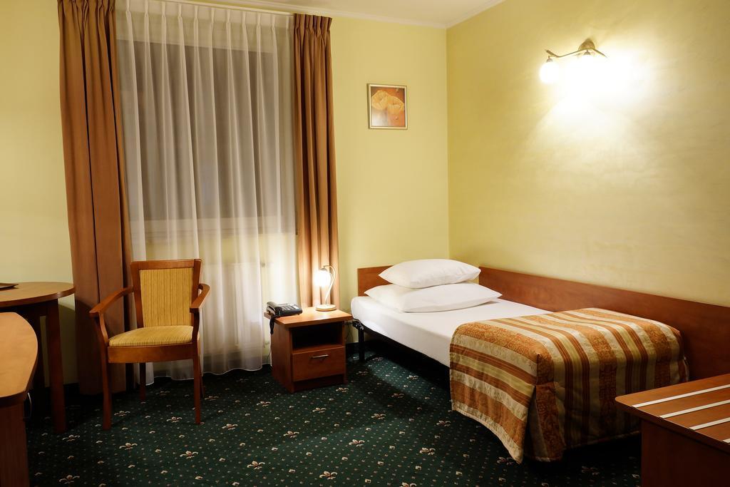 Hotel City Grudziądz Zimmer foto